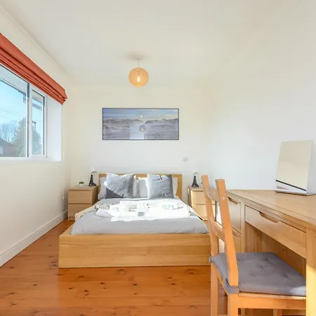 Feriehus Chapel Allerton Family Bliss - Near Roundhay Park Pass The Keys Leeds (West Yorkshire)