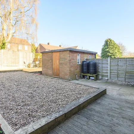 Chapel Allerton Family Bliss - Near Roundhay Park Pass The Keys Leeds (West Yorkshire)