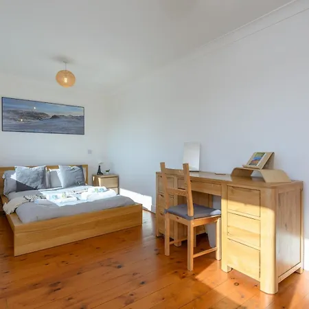 Chapel Allerton Family Bliss - Near Roundhay Park Pass The Keys Feriehus *