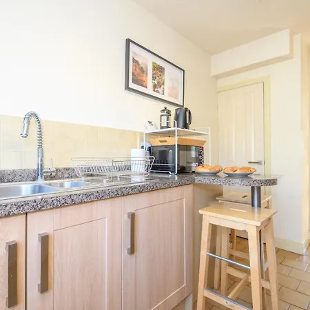 Chapel Allerton Family Bliss - Near Roundhay Park Pass The Keys Feriehus