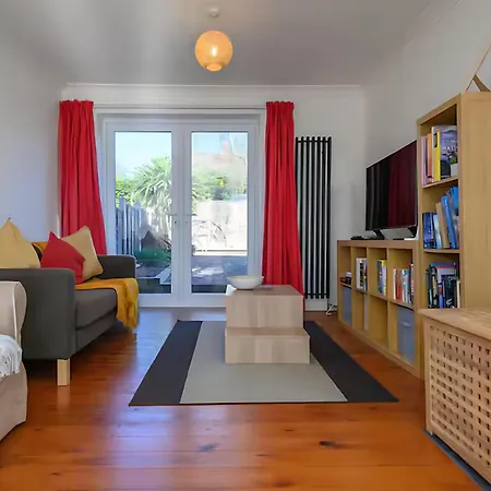 Chapel Allerton Family Bliss - Near Roundhay Park Pass The Keys * Leeds (West Yorkshire)